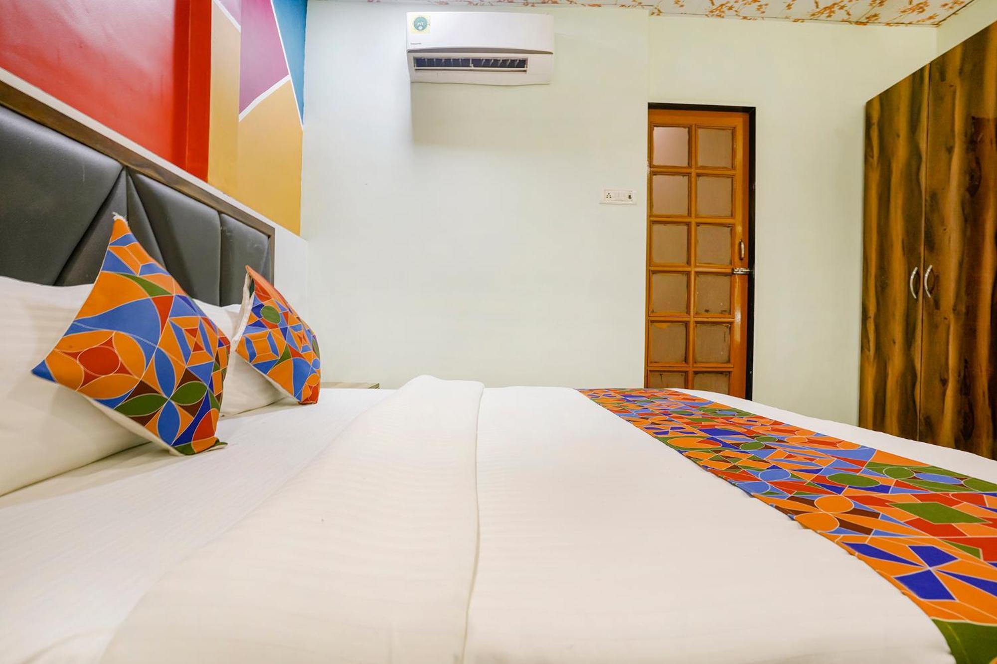 Fabhotel Twigo Inn Bombaim Exterior foto